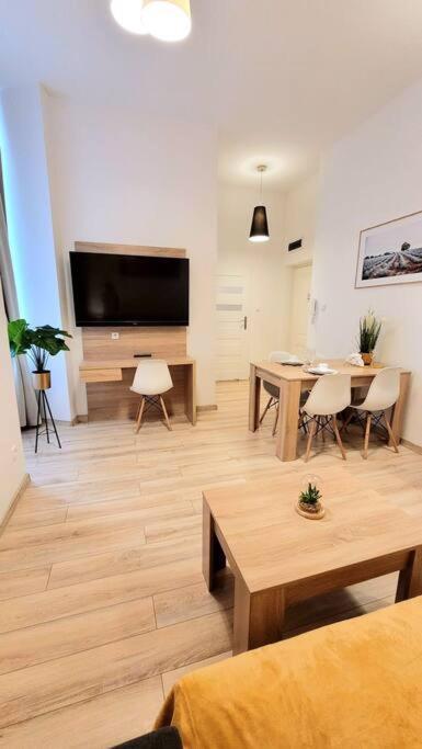 Golden Apartment Bosacka Krakow Old Town 2 Rooms ภายนอก รูปภาพ